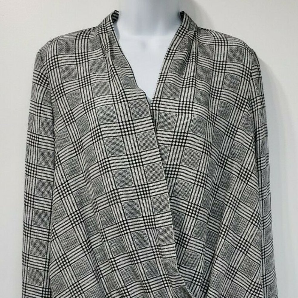 Adrianna Papell Womens Black Top Blouse V Neck NWT